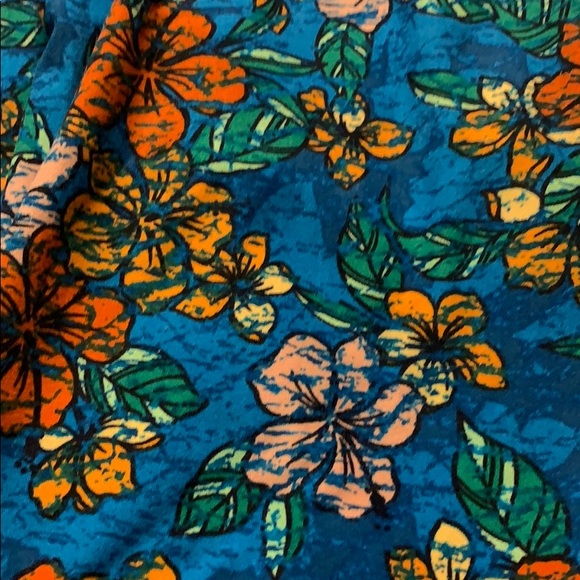 LuLaRoe leggings - Picture 2 of 2